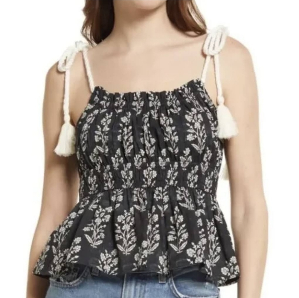 Anthropologie Moon River | black cream floral Peplum tank size medium